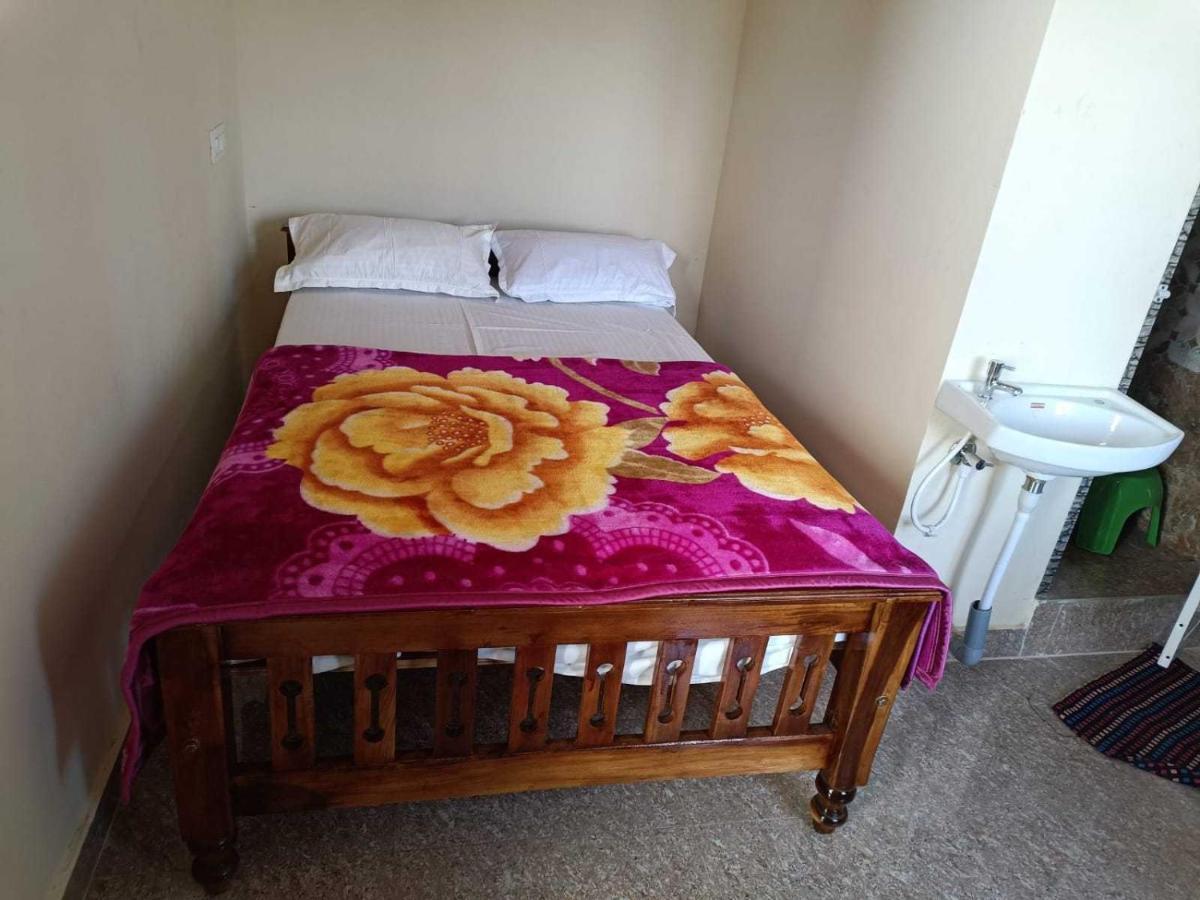 Oyo 8206 K J Residency Hotel Мисор Екстериор снимка